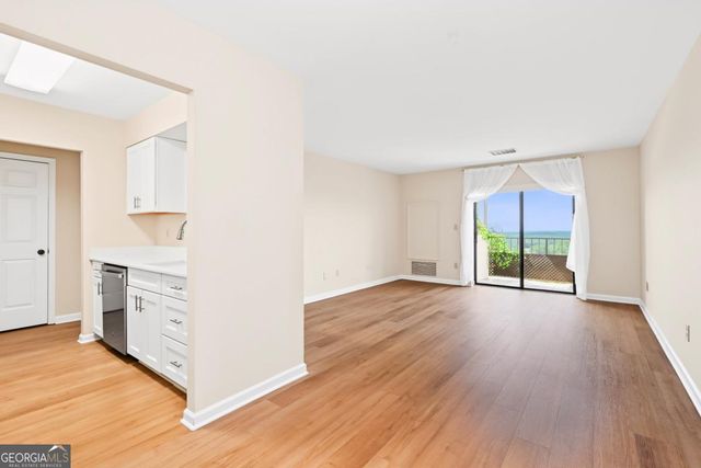 300 Johnson Ferry Road NE B1007, Sandy Springs, GA 30328