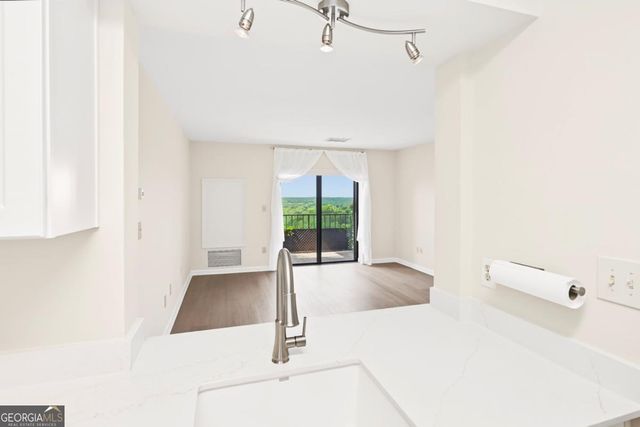300 Johnson Ferry Road NE B1007, Sandy Springs, GA 30328