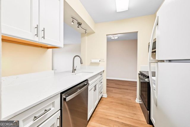 300 Johnson Ferry Road NE B1007, Sandy Springs, GA 30328