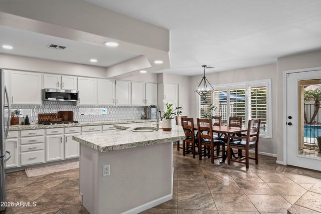 3897 E LEAH Court, Gilbert, AZ 85234