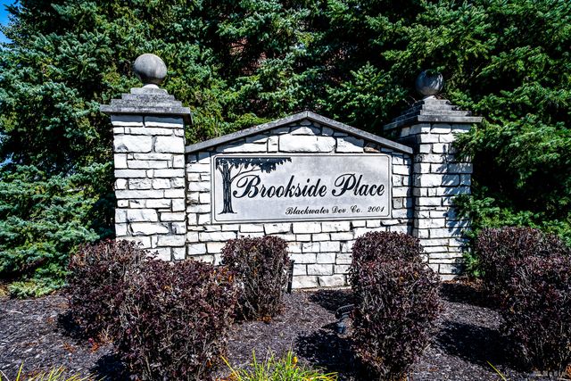 7928 Trinity Circle 2SW, Tinley Park, IL 60477