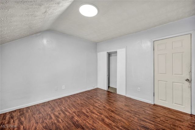 1033 W 21st Street, Lorain, OH 44052