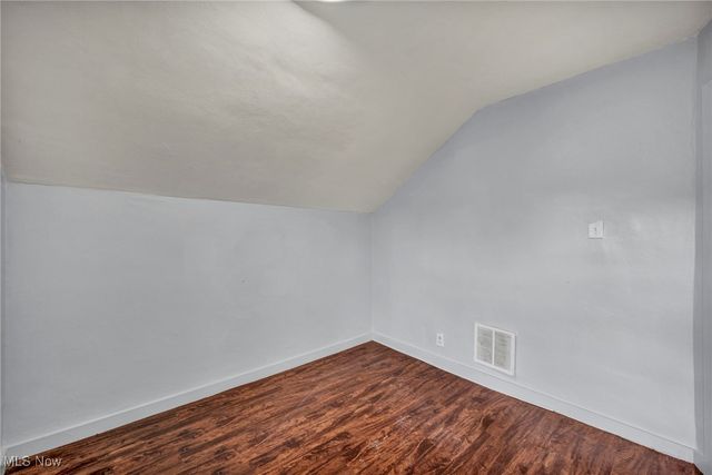 1033 W 21st Street, Lorain, OH 44052