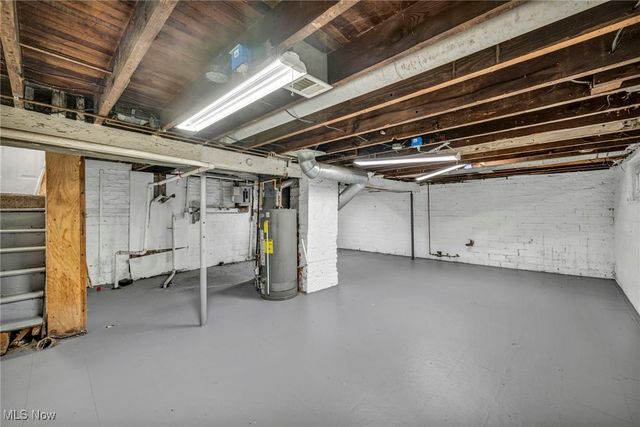 1033 W 21st Street, Lorain, OH 44052