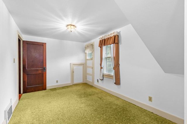 1422 St Clair AVENUE, Sheboygan, WI 53081