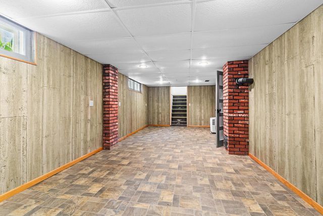 1422 St Clair AVENUE, Sheboygan, WI 53081