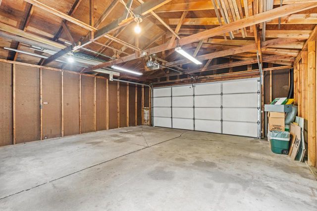 1422 St Clair AVENUE, Sheboygan, WI 53081