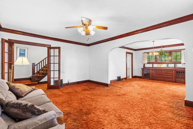 1422 St Clair AVENUE, Sheboygan, WI 53081