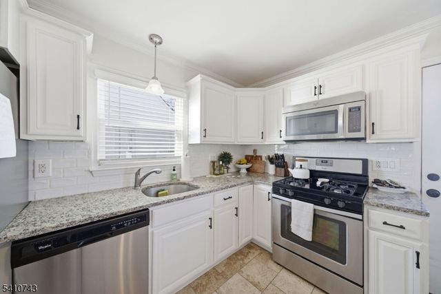 66 Lincoln Blvd, Clark Twp., NJ 07066