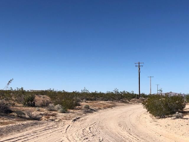 0 Sunburst Avenue, Joshua Tree, CA 92252