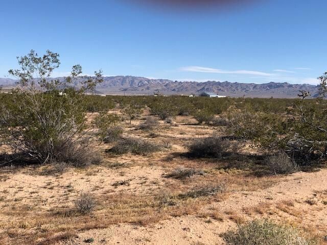 0 Sunburst Avenue, Joshua Tree, CA 92252