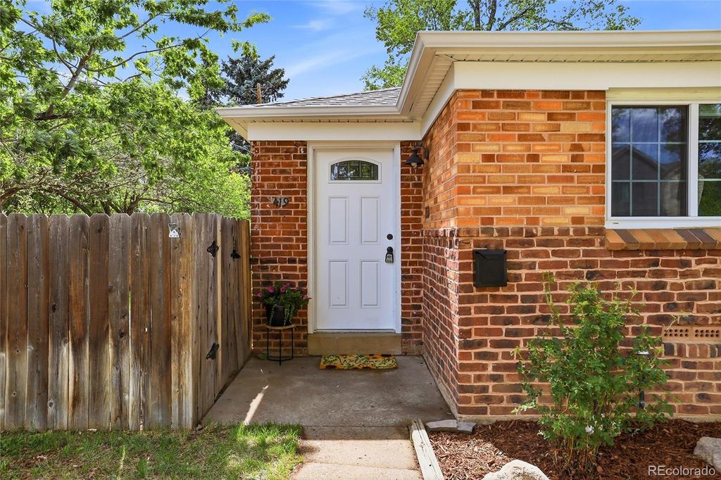 419 Pontiac Street, Denver, CO 80220