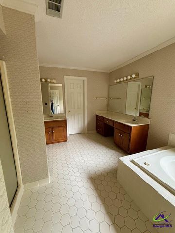 134 Ashford Park, Macon, GA 31210