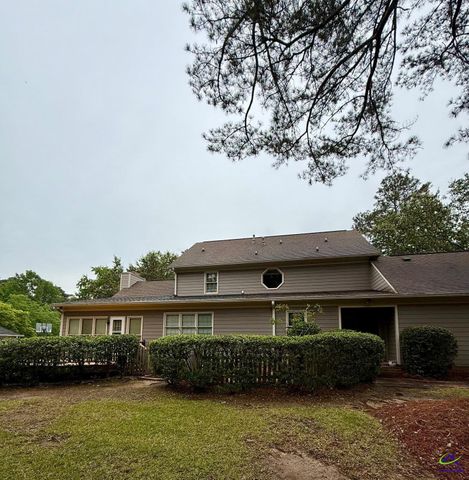 134 Ashford Park, Macon, GA 31210