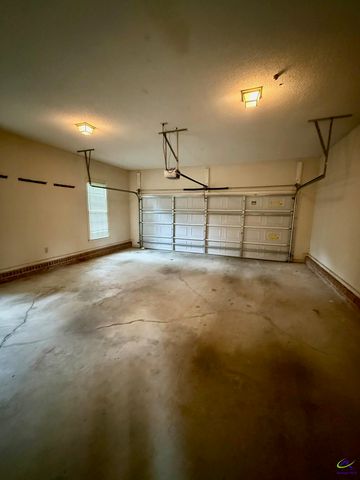 134 Ashford Park, Macon, GA 31210