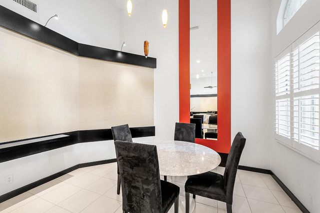 6220 San Michel Way, Delray Beach, FL 33484