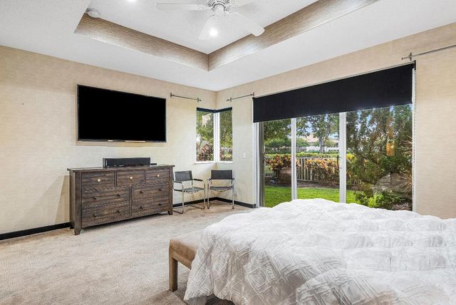 6220 San Michel Way, Delray Beach, FL 33484