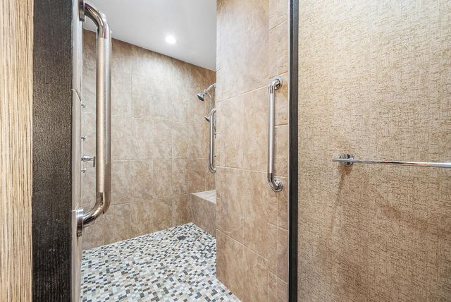 6220 San Michel Way, Delray Beach, FL 33484