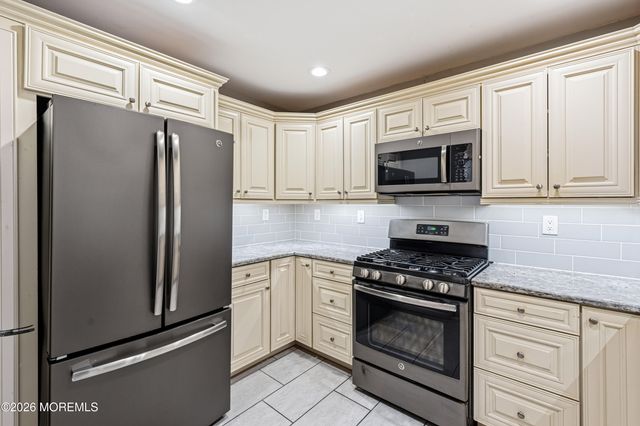 37 Morgan Place 37, East Brunswick, NJ 08816