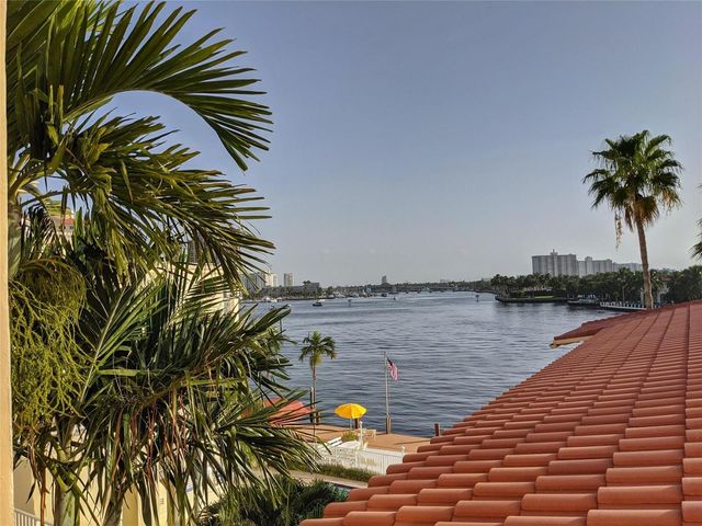 341 N Birch Road 416, Fort Lauderdale, FL 33304
