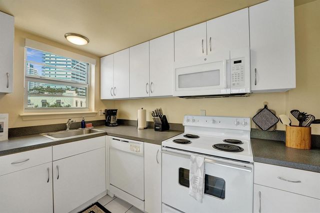 341 N Birch Road 416, Fort Lauderdale, FL 33304