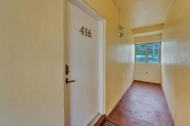 341 N Birch Road 416, Fort Lauderdale, FL 33304