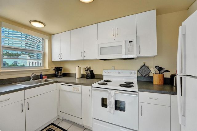 341 N Birch Road 416, Fort Lauderdale, FL 33304