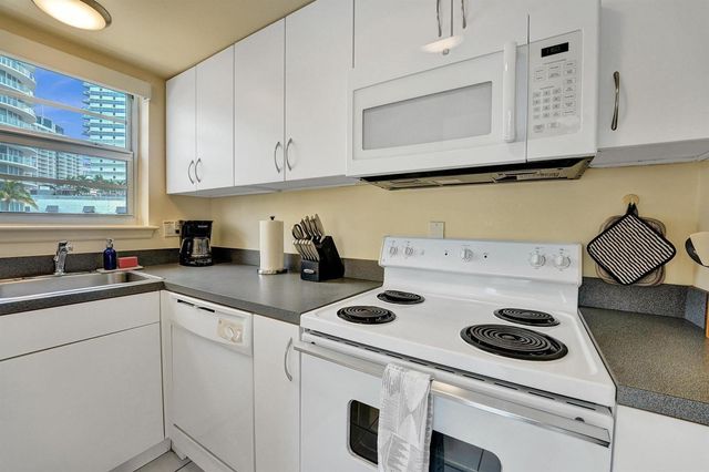 341 N Birch Road 416, Fort Lauderdale, FL 33304