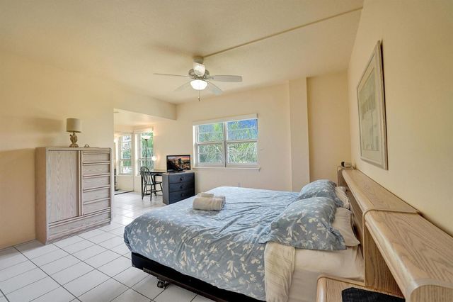 341 N Birch Road 416, Fort Lauderdale, FL 33304