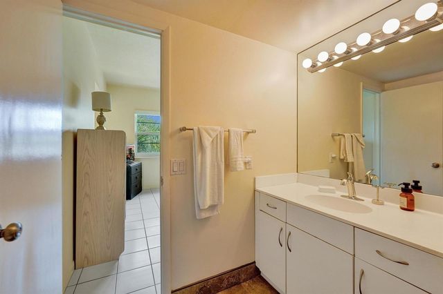 341 N Birch Road 416, Fort Lauderdale, FL 33304