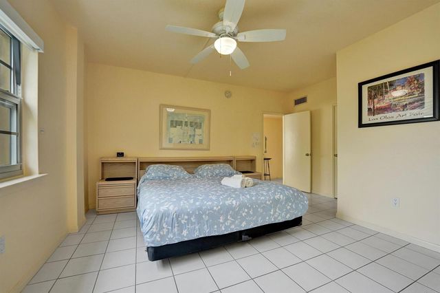 341 N Birch Road 416, Fort Lauderdale, FL 33304