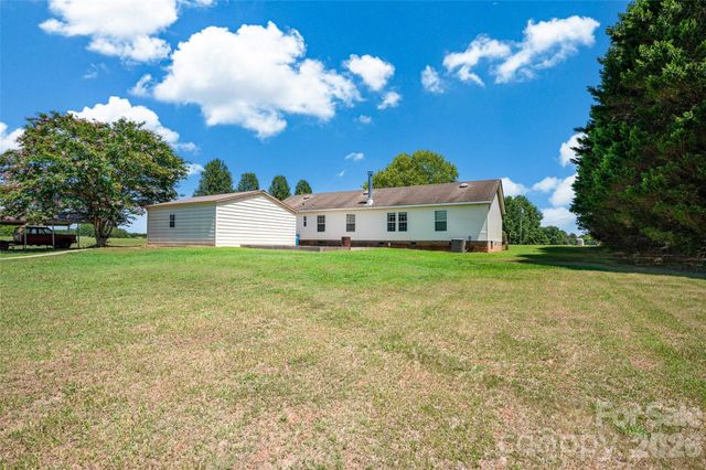 766 Midway Road, Statesville, NC 28625