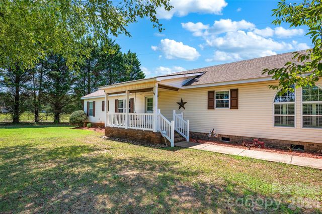 766 Midway Road, Statesville, NC 28625