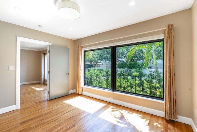 15 S Victoria Park Road, Fort Lauderdale, FL 33301