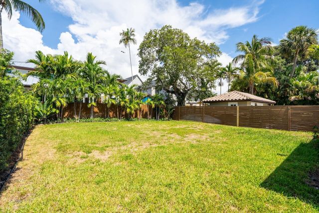 15 S Victoria Park Road, Fort Lauderdale, FL 33301