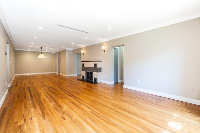 15 S Victoria Park Road, Fort Lauderdale, FL 33301