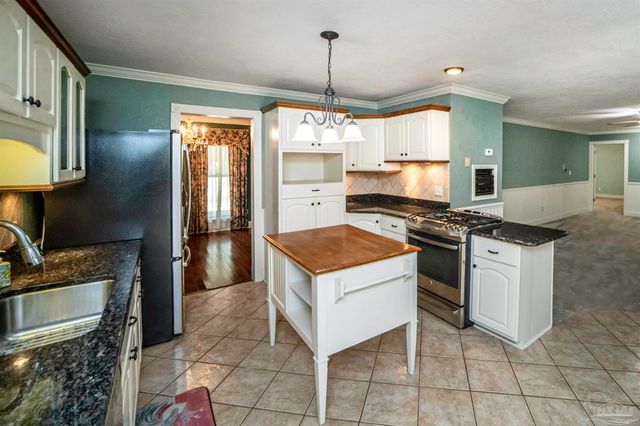 5937 Osage Trl, Milton, FL 32570