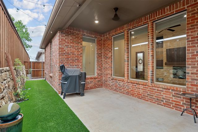 2045 Spotted Fawn Drive, Arlington, TX 76005