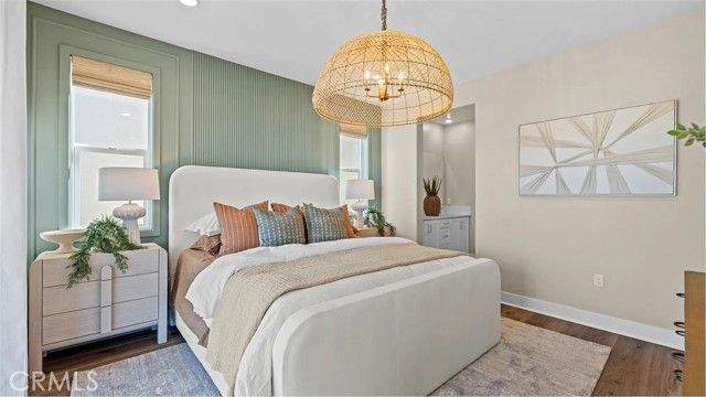 916 Chinon, Irvine, CA 92618