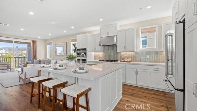 916 Chinon, Irvine, CA 92618