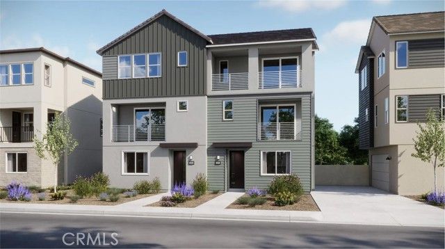 916 Chinon, Irvine, CA 92618