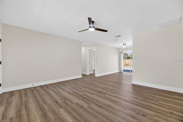 1214 OAKHILL STREET, Seffner, FL 33584