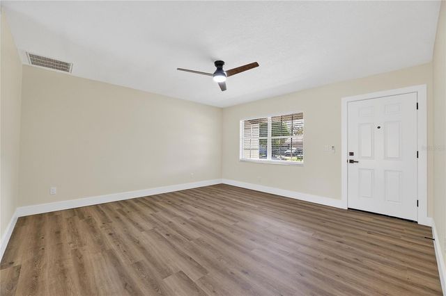 1214 OAKHILL STREET, Seffner, FL 33584