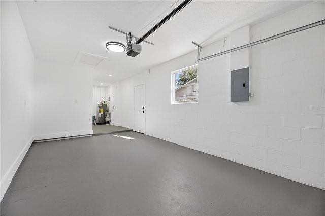 1214 OAKHILL STREET, Seffner, FL 33584