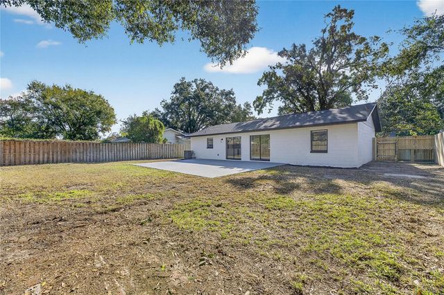 1214 OAKHILL STREET, Seffner, FL 33584