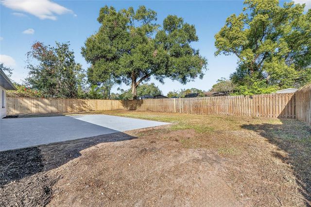 1214 OAKHILL STREET, Seffner, FL 33584