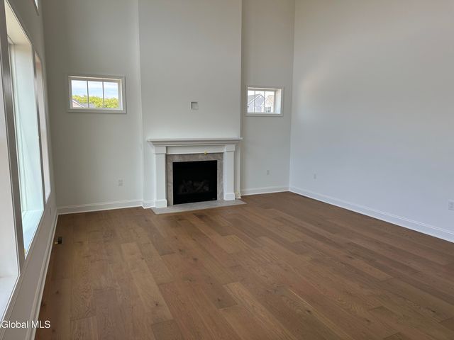 22 Magnolia Drive, Halfmoon, NY 12065