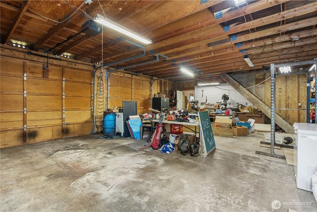 9712 126th Street E, Puyallup, WA 98373
