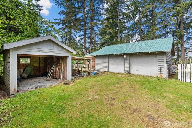 9712 126th Street E, Puyallup, WA 98373