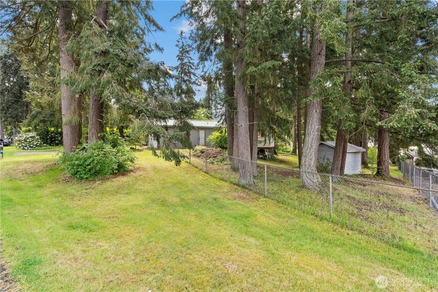 9712 126th Street E, Puyallup, WA 98373
